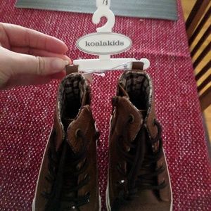 Koala Kids Toddler Boots 7 1/2 NWT